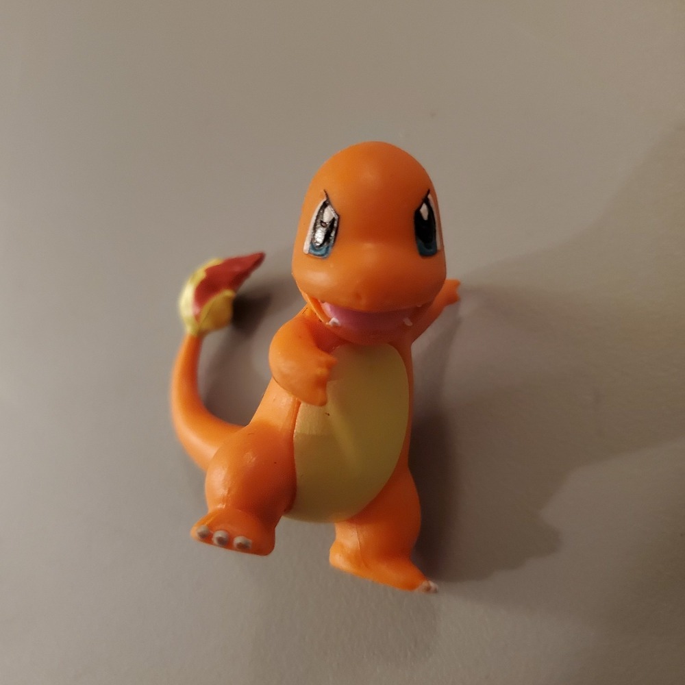 Pokemon Charmander Nintendo Tomy figure